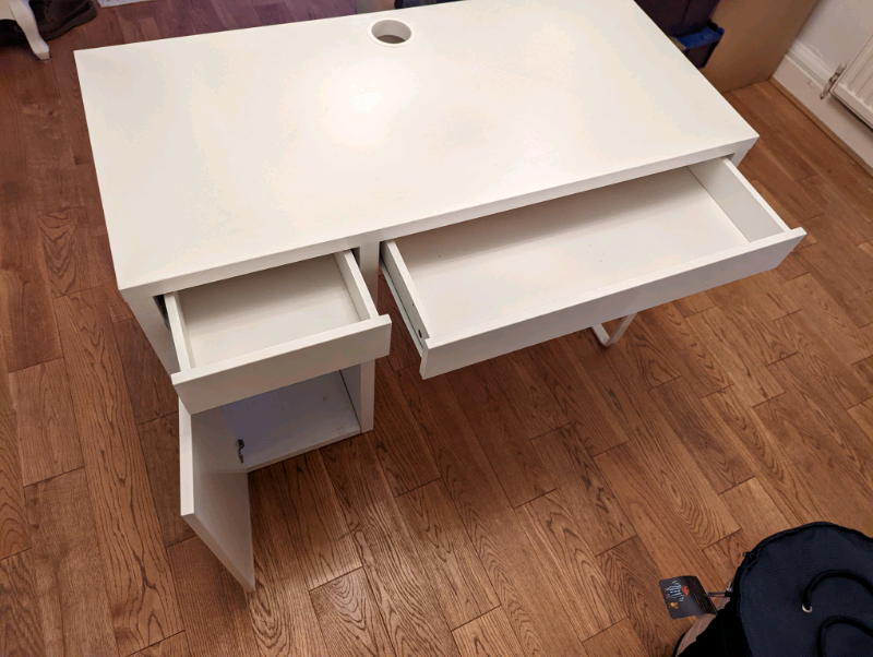 gumtree desk and chair